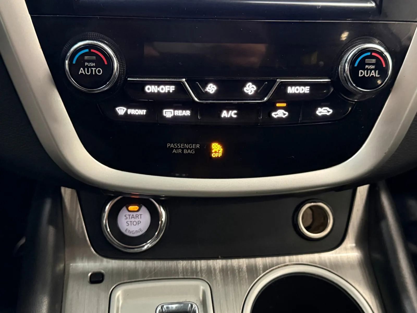 Used 2016 Nissan Murano SV image 34