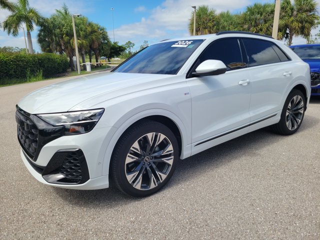 Used 2026 Audi Q8 Premium Plus w/ Premium Plus Package AWD/4WD image 4