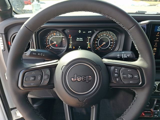 New 2026 Jeep Gladiator Rubicon w/ Safety Group AWD/4WD image 9