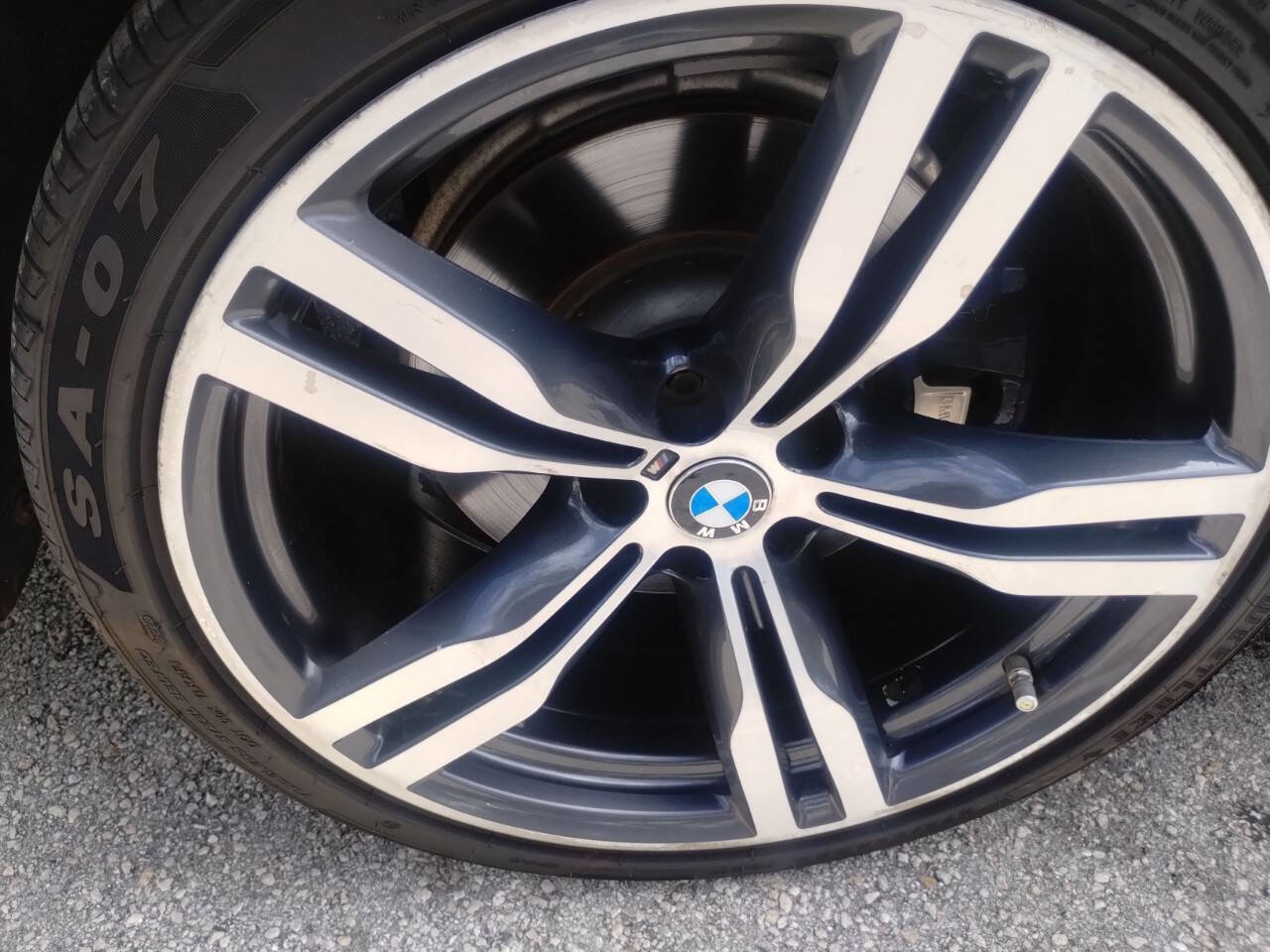 Used 2016 BMW 750i image 45