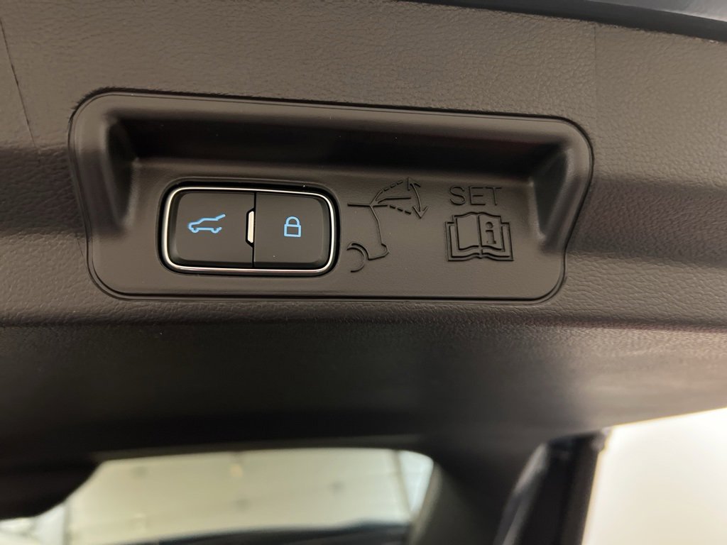 New 2026 Ford Explorer ST-Line w/ ST-Line Street Pack image 37