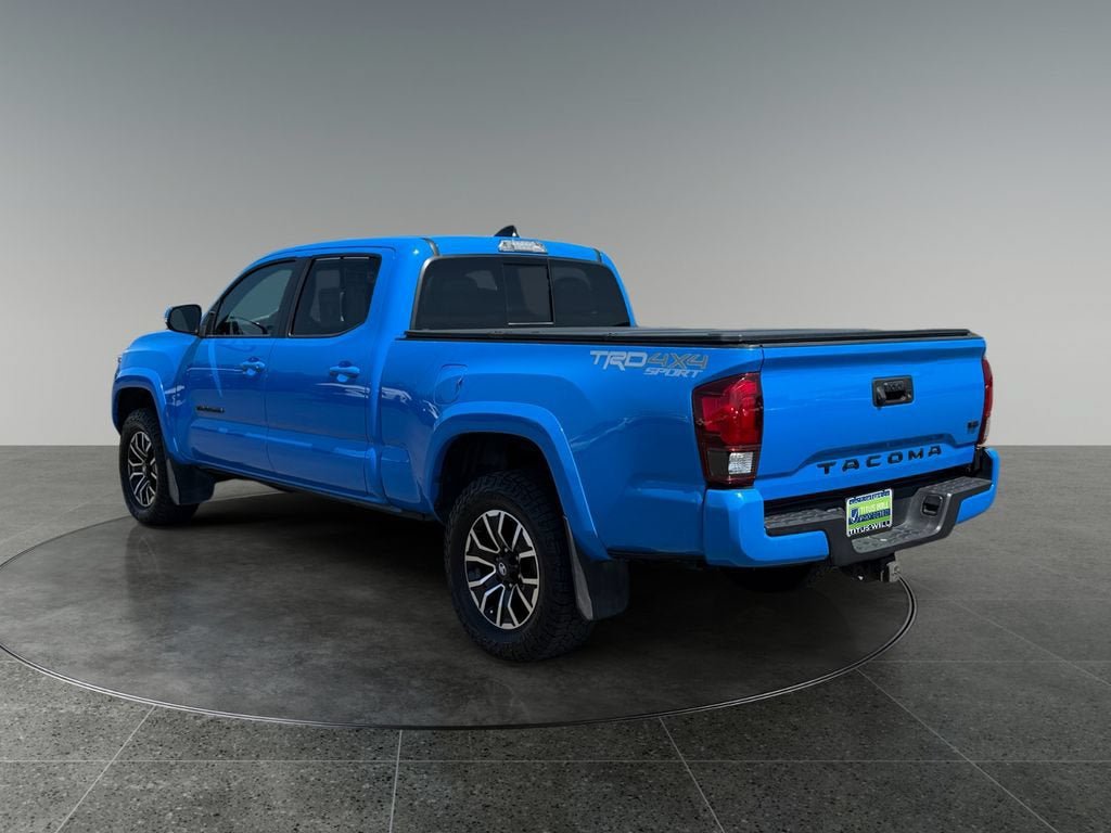 Used 2021 Toyota Tacoma TRD Sport AWD/4WD image 7