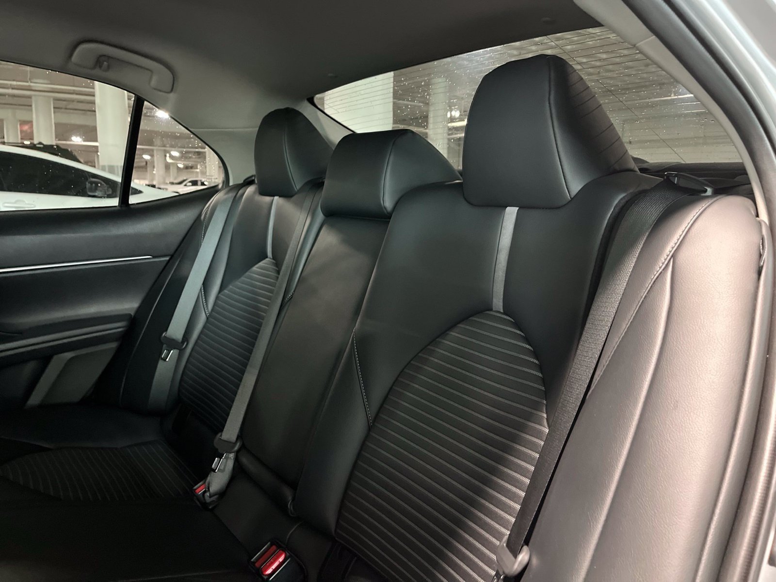 Used 2024 Toyota Camry SE FWD image 32