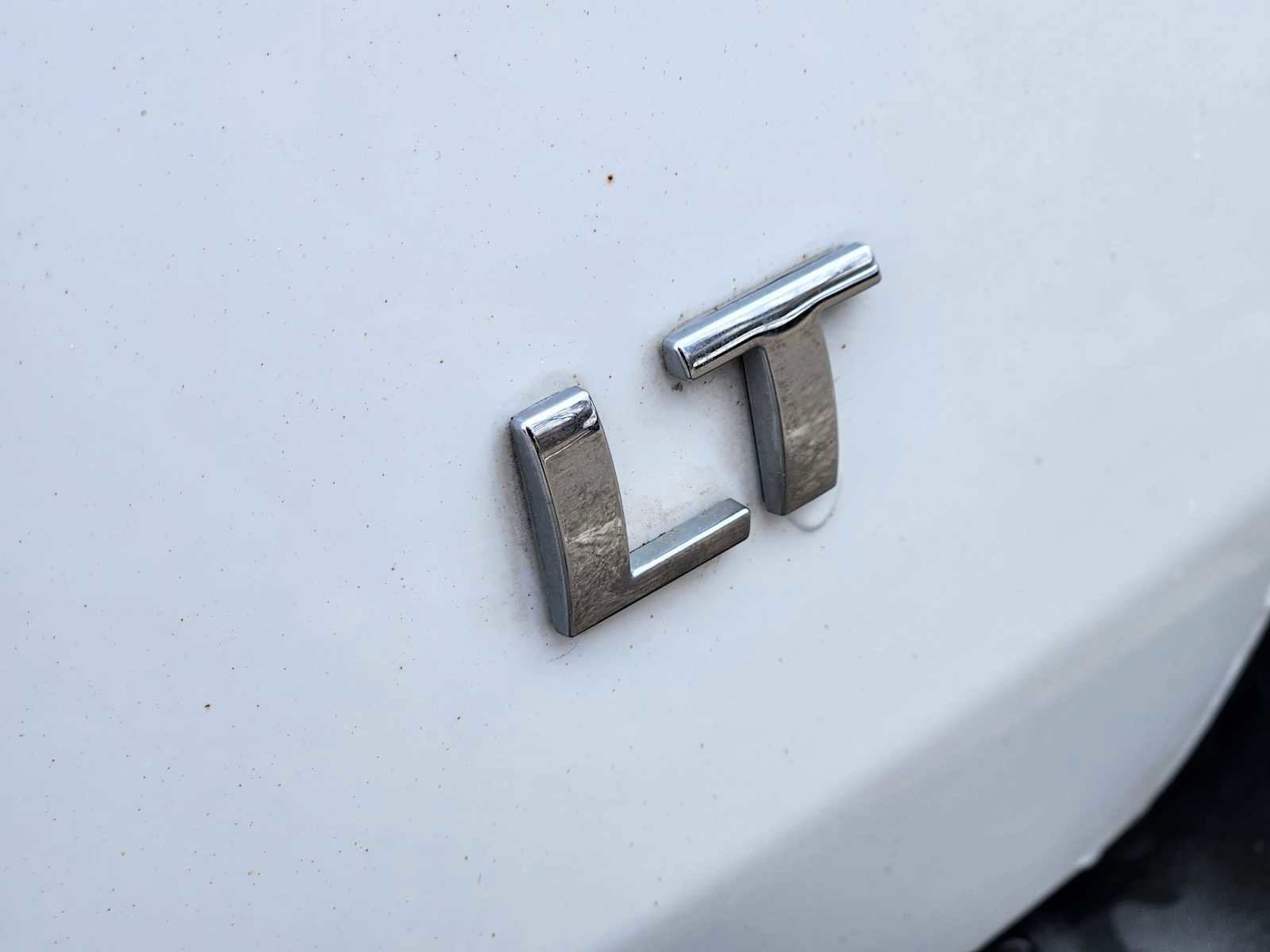 Used 2021 Chevrolet Traverse LT image 11