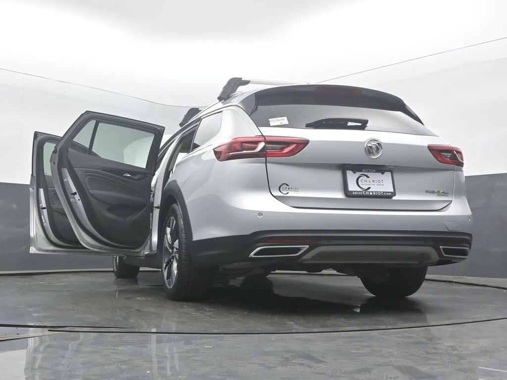 Used 2019 Buick Regal Essence w/ Driver Confidence Package I AWD/4WD image 87