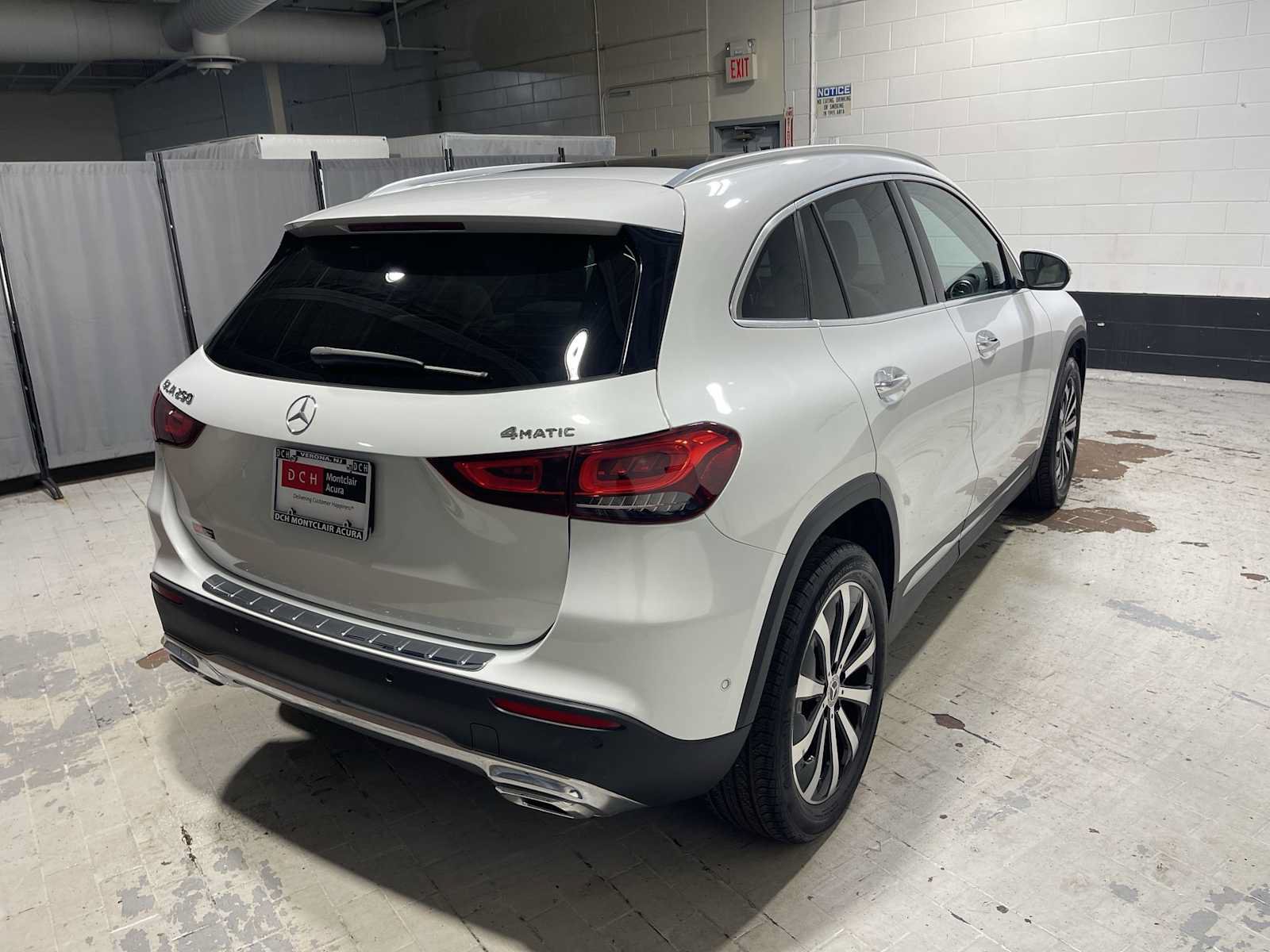 Used 2021 Mercedes-Benz GLA 250 4MATIC image 26