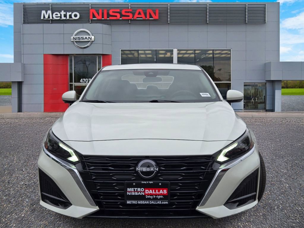 Certified 2023 Nissan Altima 2.5 SL AWD/4WD image 2