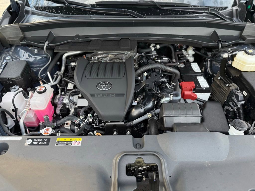 Used 2024 Toyota Grand Highlander XLE image 10