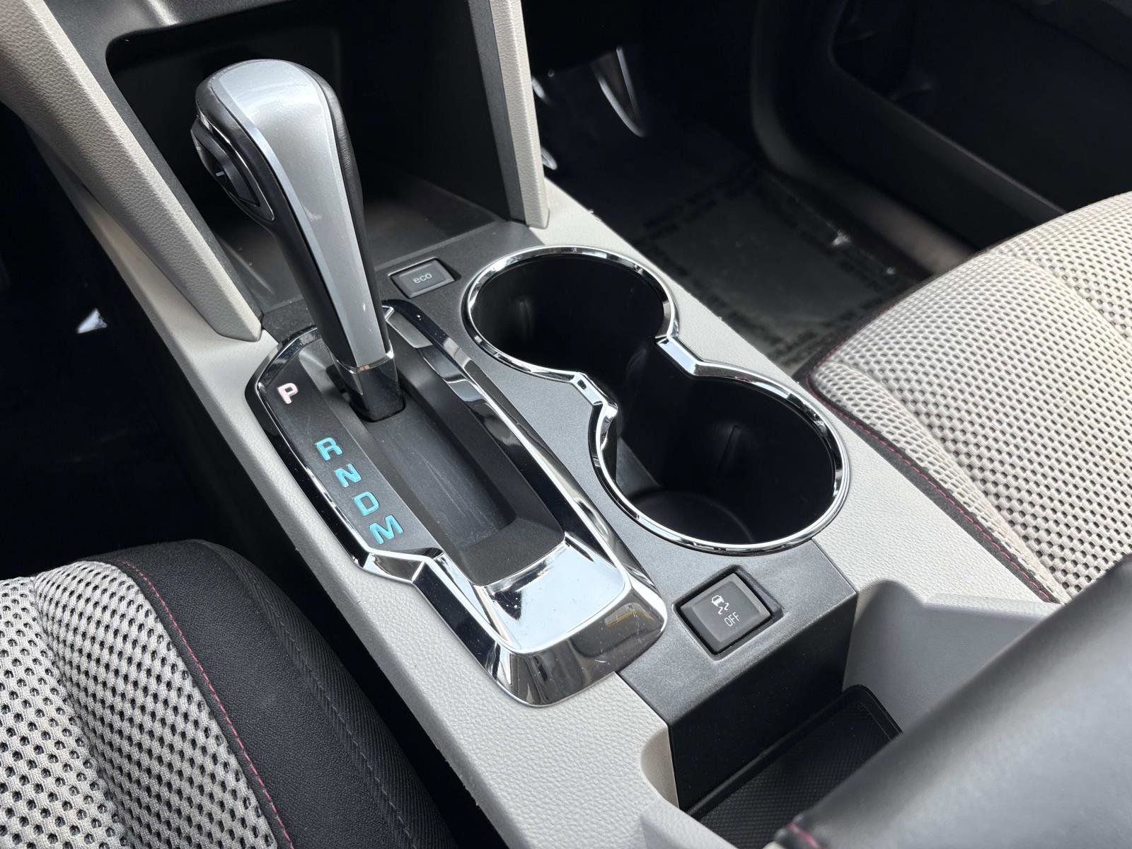 Used 2015 Chevrolet Equinox LT w/ Driver Convenience Package FWD image 24