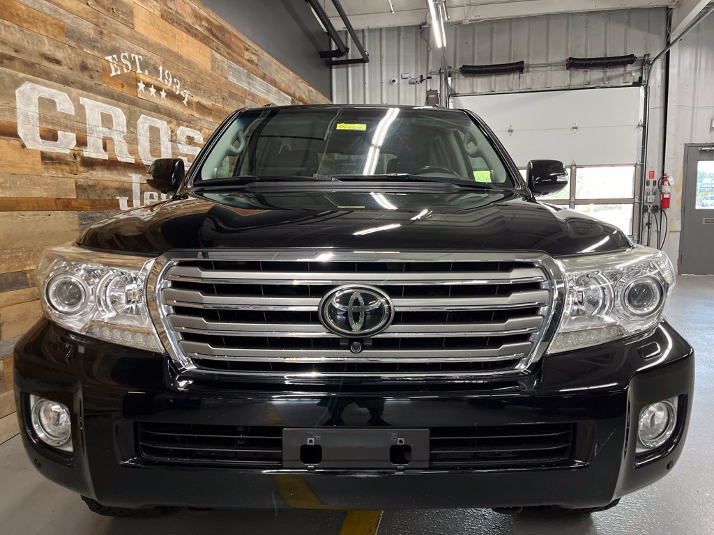 Used 2014 Toyota Land Cruiser AWD/4WD image 6