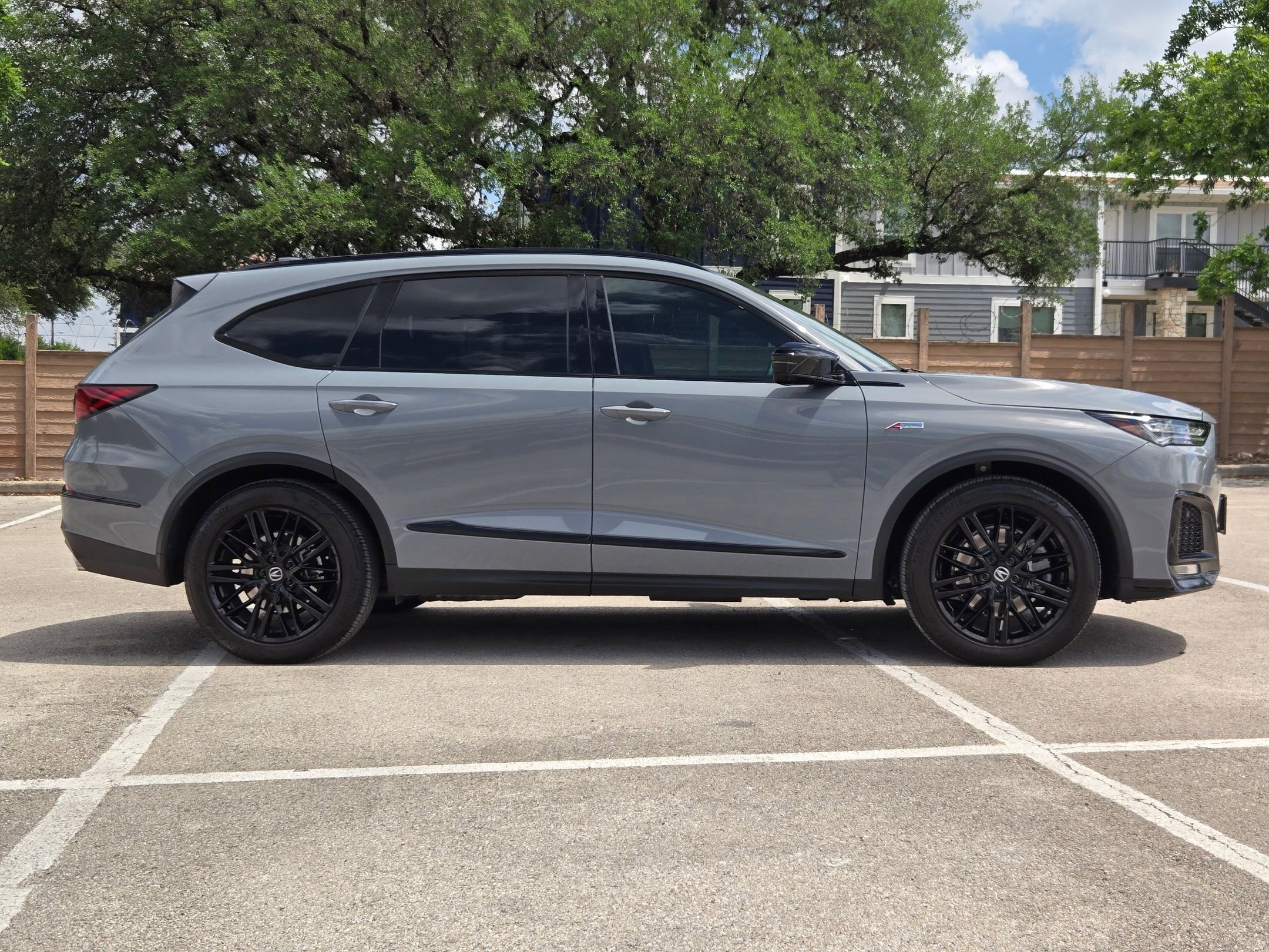 Certified 2025 Acura MDX A-Spec image 2