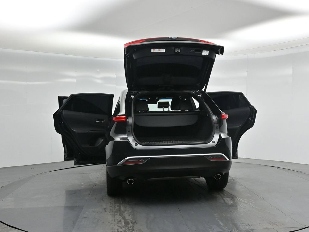 Used 2024 Toyota Venza Limited image 36