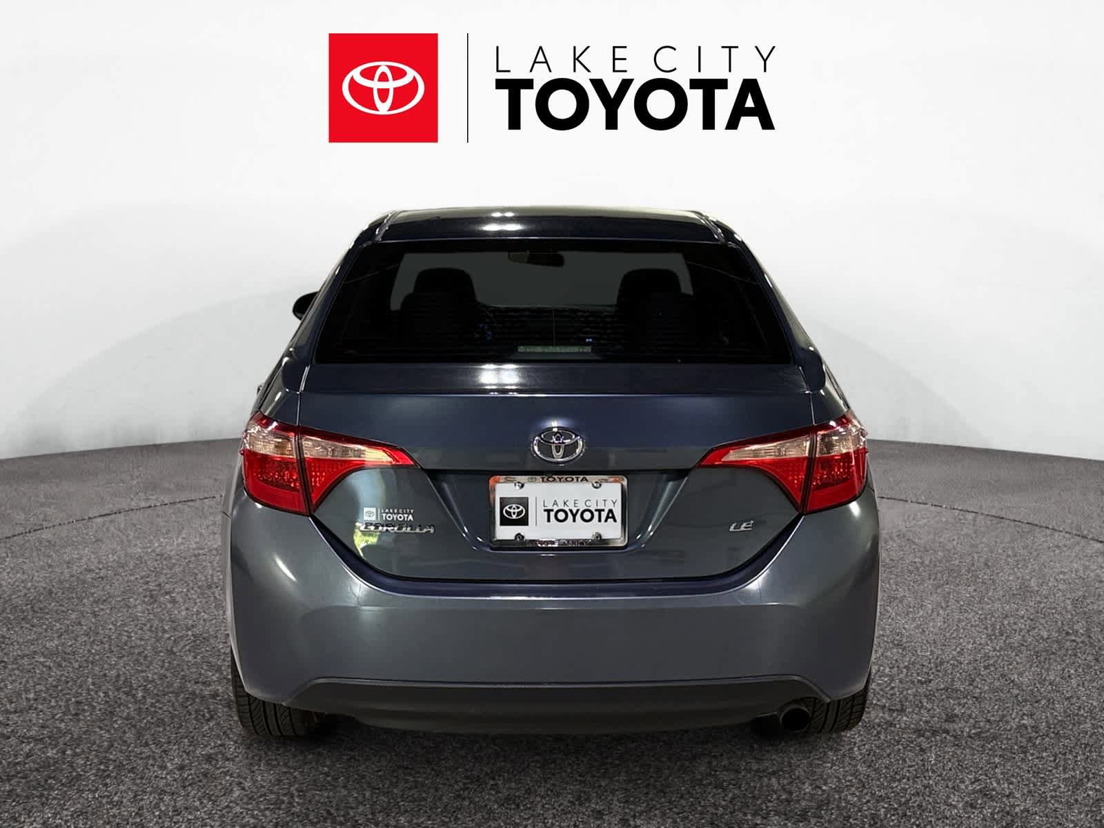 Used 2018 Toyota Corolla LE image 7