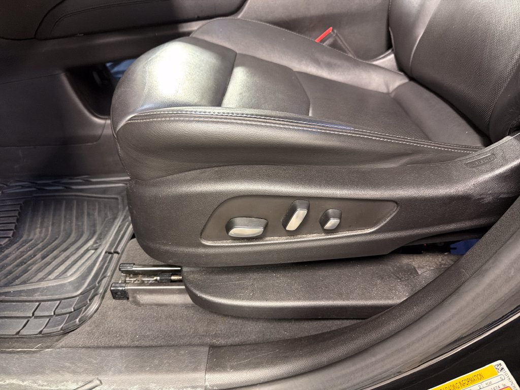 Used 2023 Cadillac XT6 Premium Luxury FWD image 26