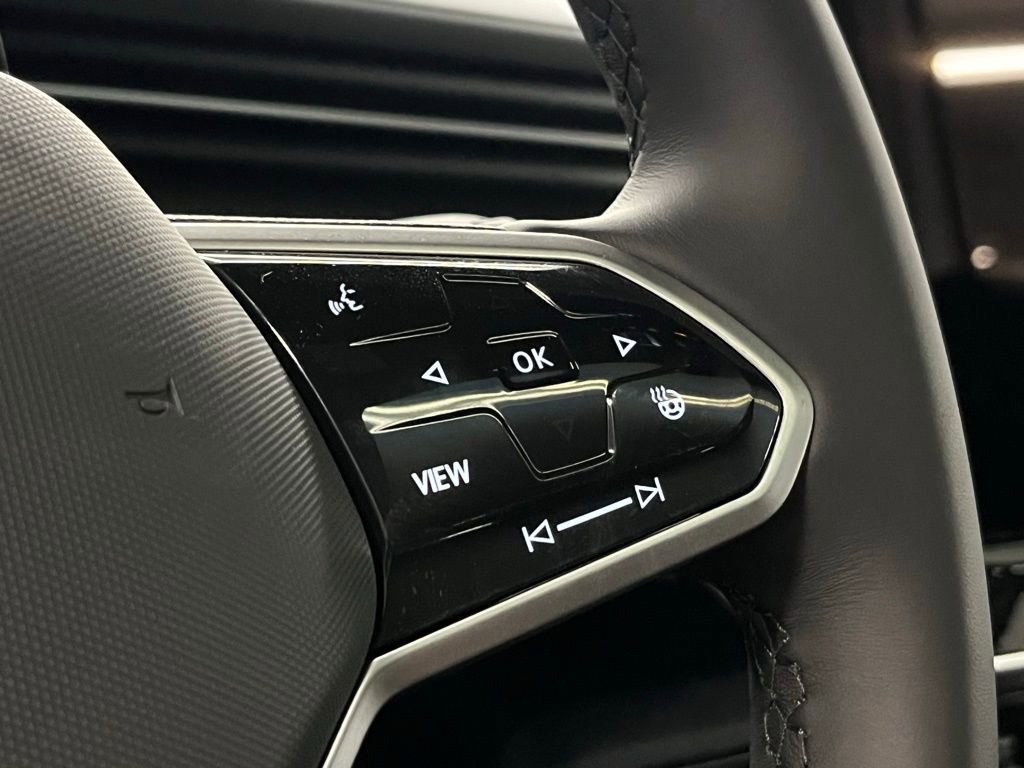 New 2025 Volkswagen ID. Buzz Pro S Plus image 27