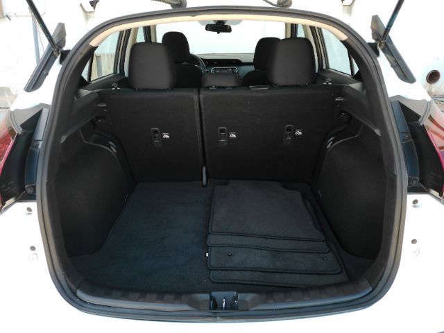 Used 2024 Nissan Kicks S image 21