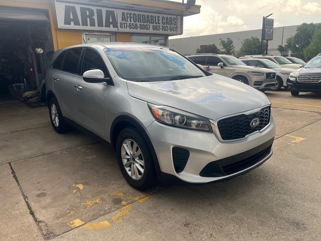 Used 2020 Kia Sorento L FWD image 1