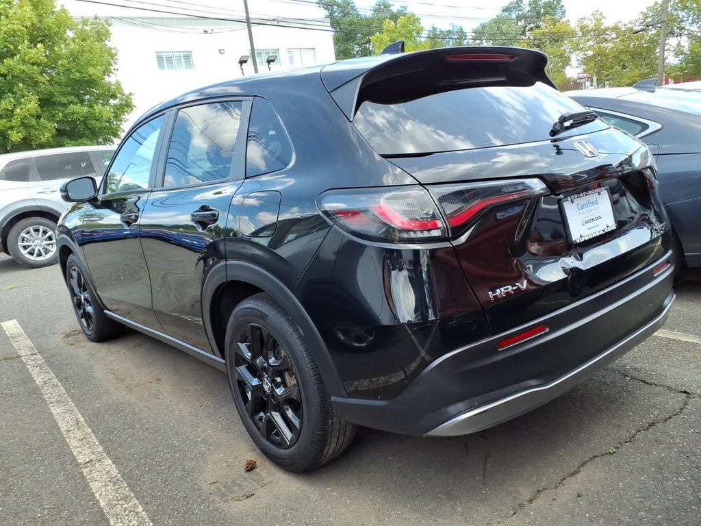 Certified 2024 Honda HR-V Sport image 9
