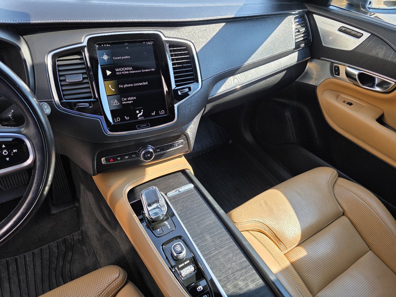 Used 2021 Volvo XC90 T8 Inscription w/ Lounge Package image 14