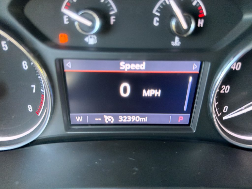 Used 2023 Buick Enclave Essence AWD/4WD image 16