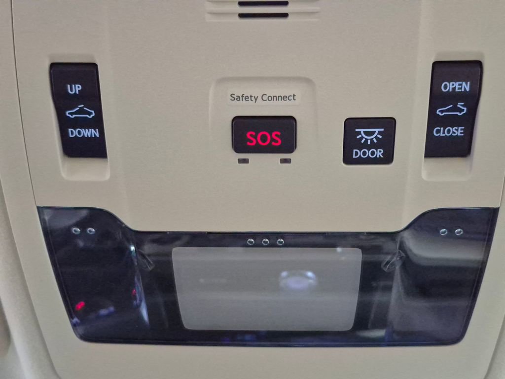 Used 2016 Lexus ES 350 w/ Premium Package w/Wood Trim image 21