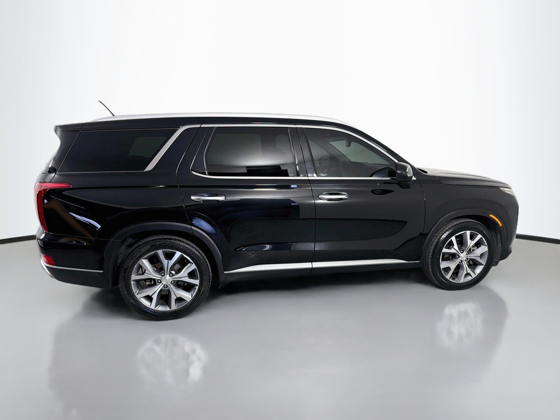Used 2020 Hyundai Palisade SEL w/ Convenience Package FWD image 4