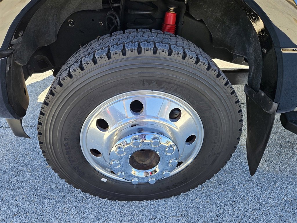 Used 2017 Ford F450 Lariat w/ Lariat Ultimate Package image 40