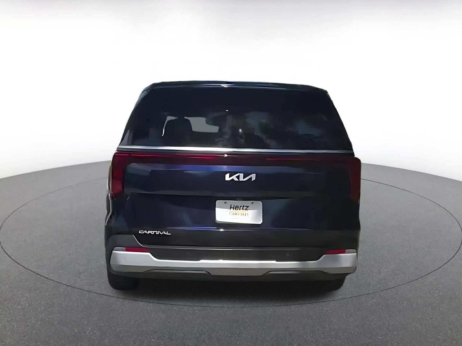 Used 2026 Kia Carnival FWD image 12