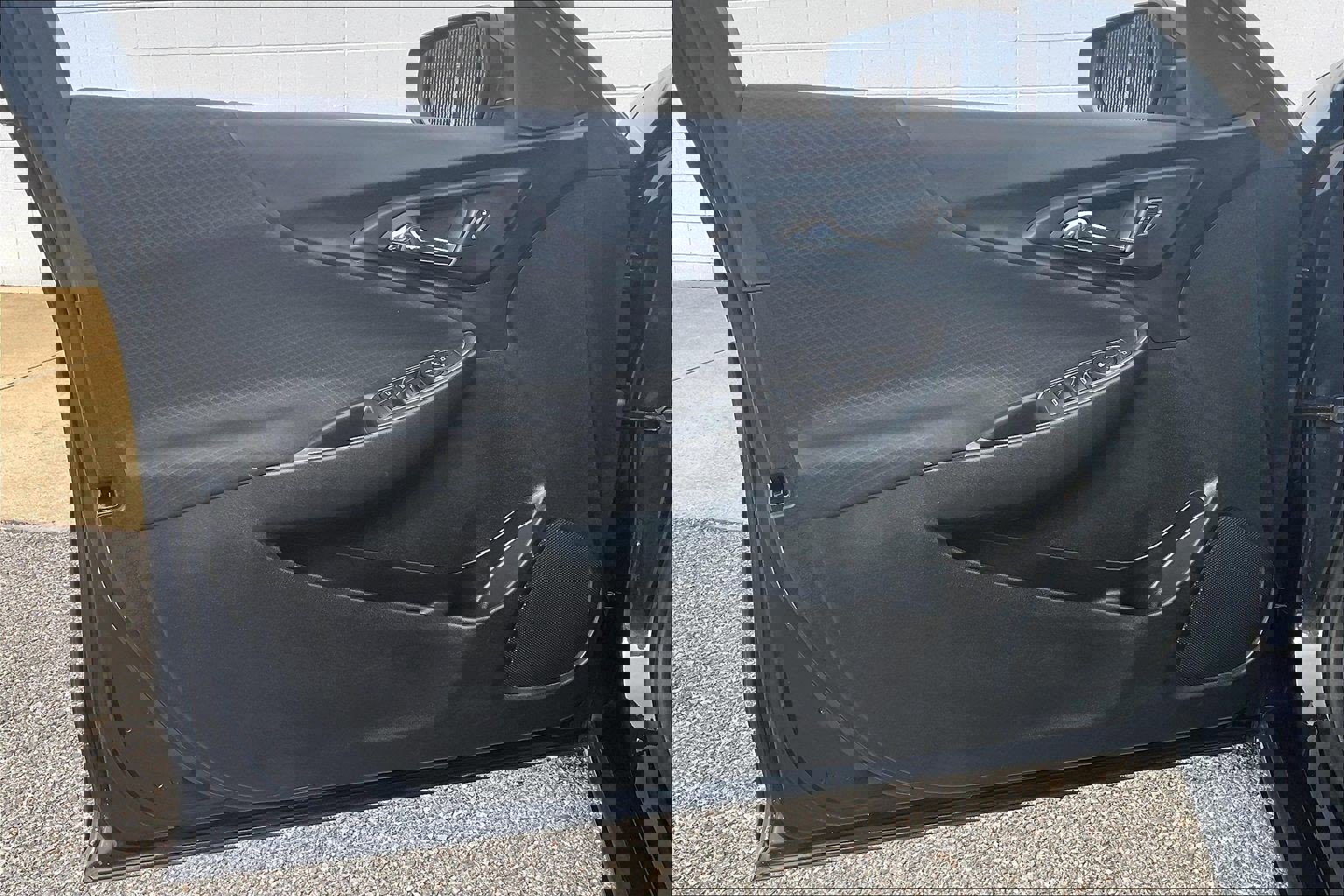 Used 2023 Chevrolet Malibu LT image 27