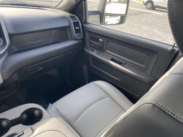 New 2026 RAM 5500 Tradesman w/ Chrome Appearance Group AWD/4WD image 30