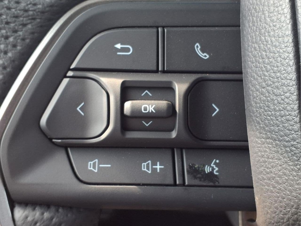 New 2026 Toyota Tacoma SR5 AWD/4WD image 18