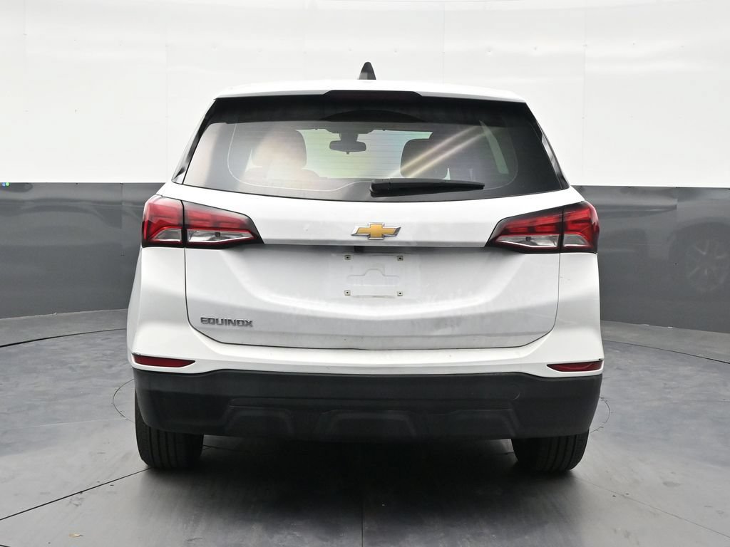 Used 2024 Chevrolet Equinox LS FWD image 4