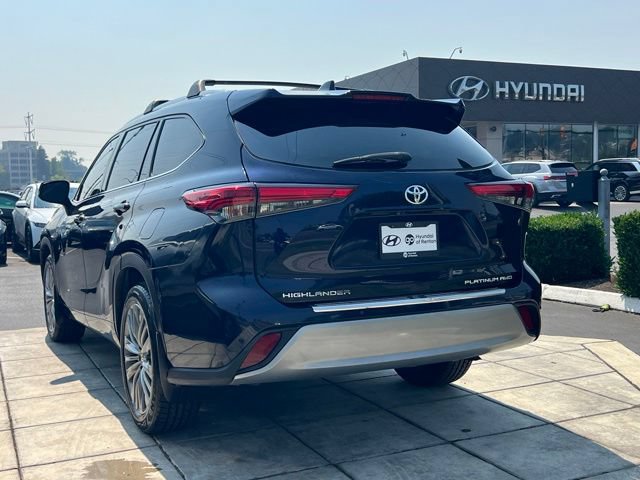Used 2020 Toyota Highlander Platinum AWD/4WD image 7
