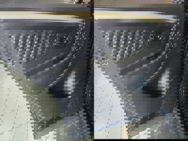 Used 2013 Ford Taurus SEL image 10