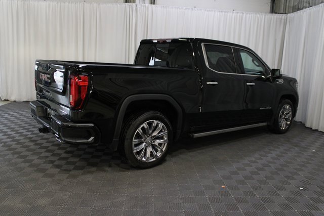 Used 2022 GMC Sierra 1500 Denali w/ Denali Reserve Package image 6