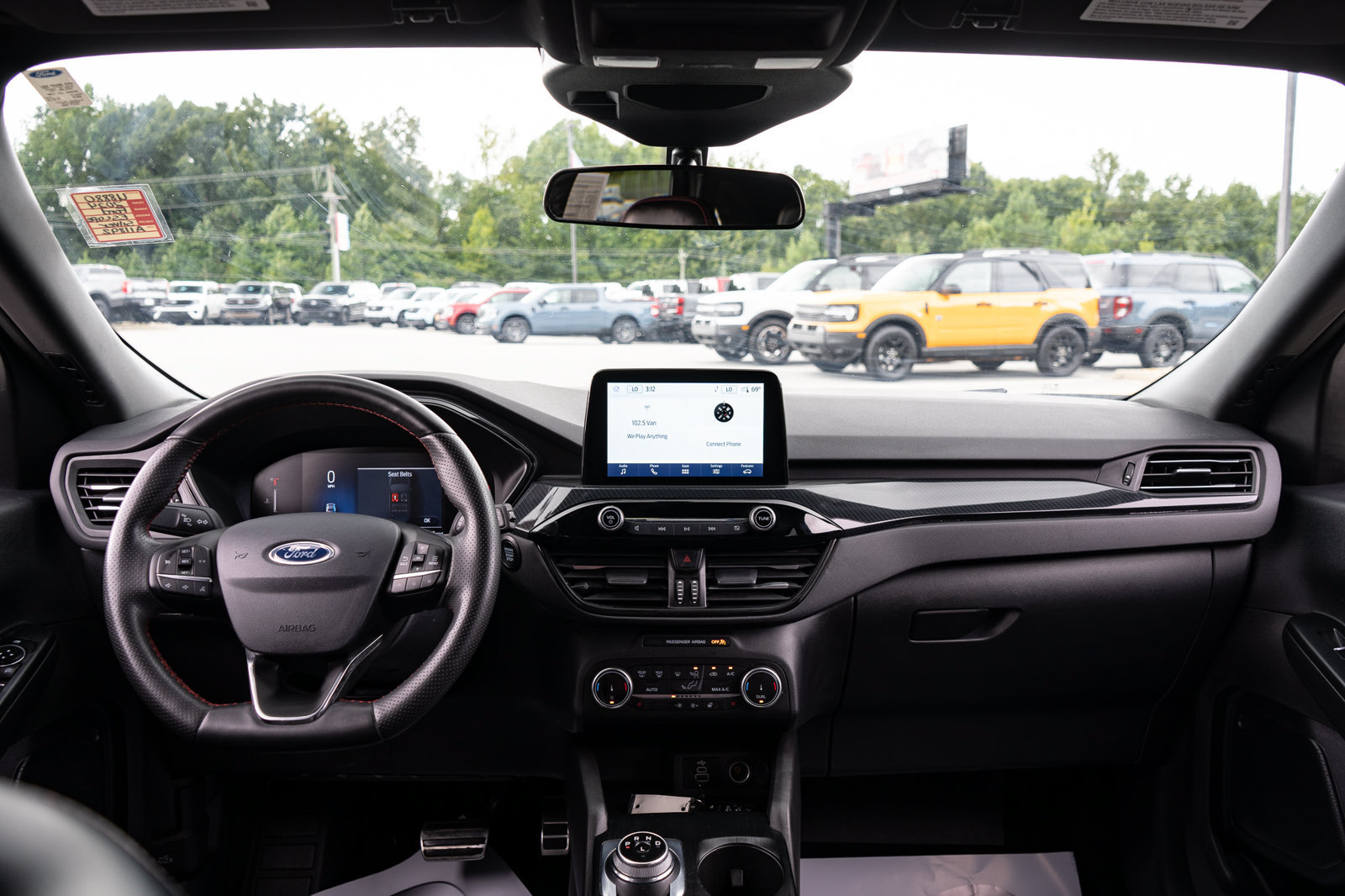 Used 2024 Ford Escape ST-Line w/ Cold Weather Package FWD image 19