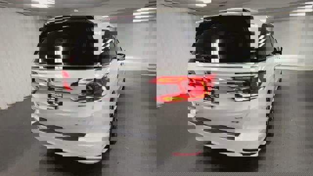 Used 2020 Honda Odyssey Elite image 8