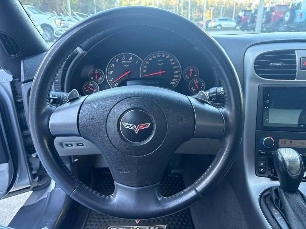 Used 2006 Chevrolet Corvette Coupe w/ Preferred Equipment Group image 18