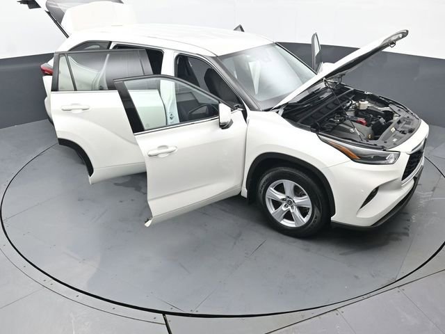 Certified 2021 Toyota Highlander LE image 55