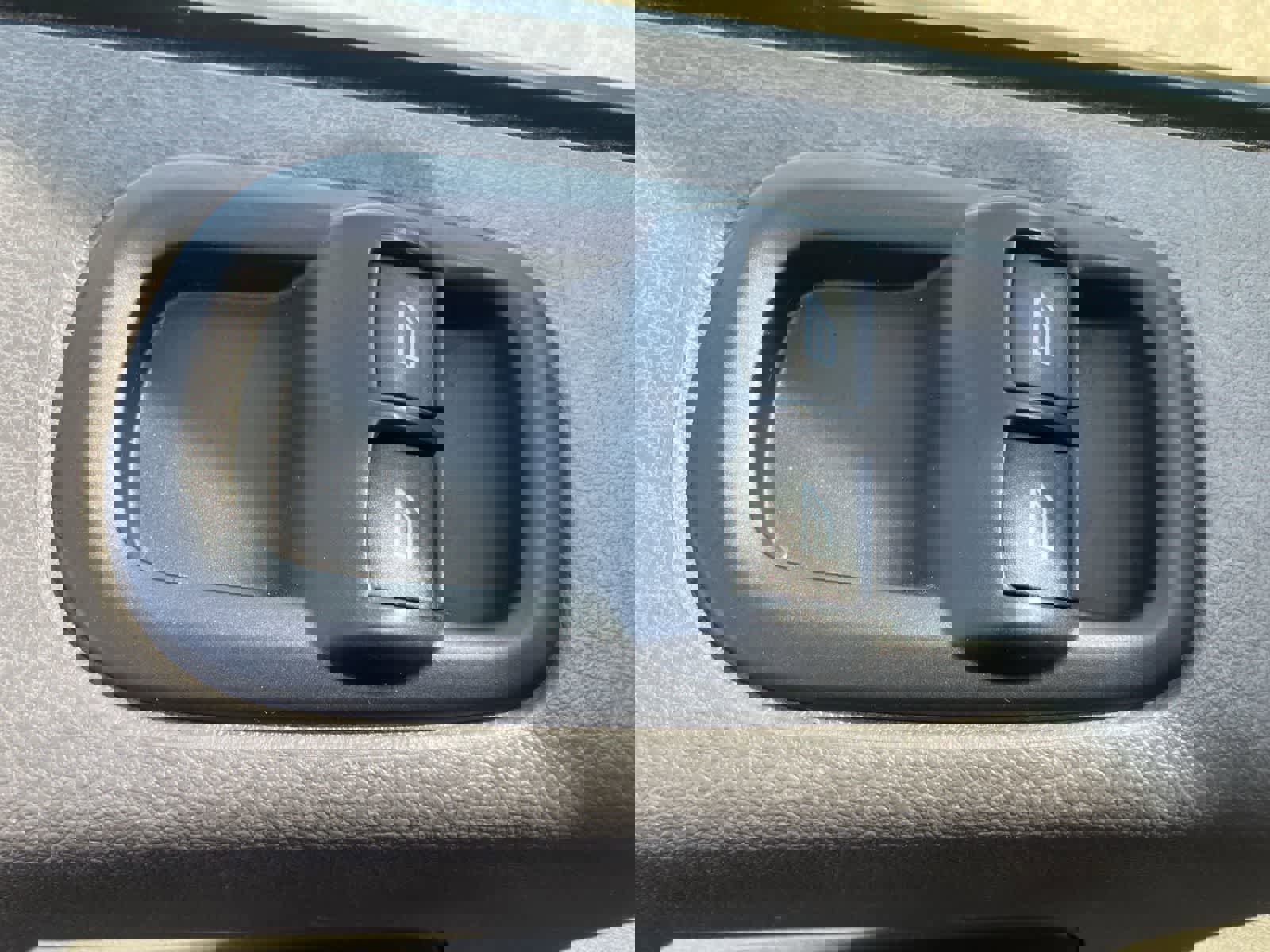 Used 2021 Ford Transit 250 Medium Roof AWD w/ Interior Upgrade Package image 13