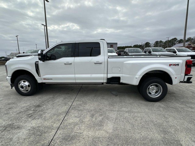 New 2026 Ford F350 Platinum w/ Platinum Plus Package AWD/4WD image 4