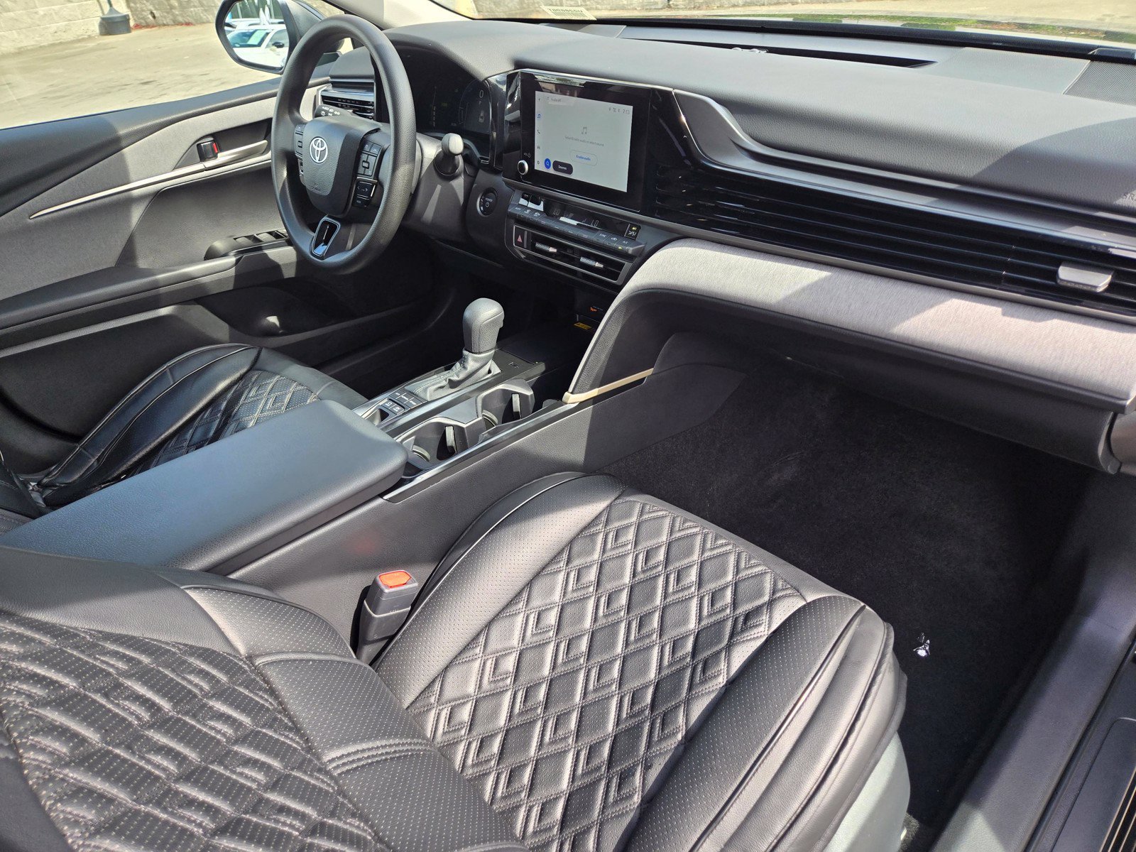 Used 2026 Toyota Camry LE w/ Convenience Package FWD image 10