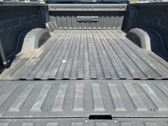 Used 2025 GMC Sierra 2500 AT4X AWD/4WD image 8