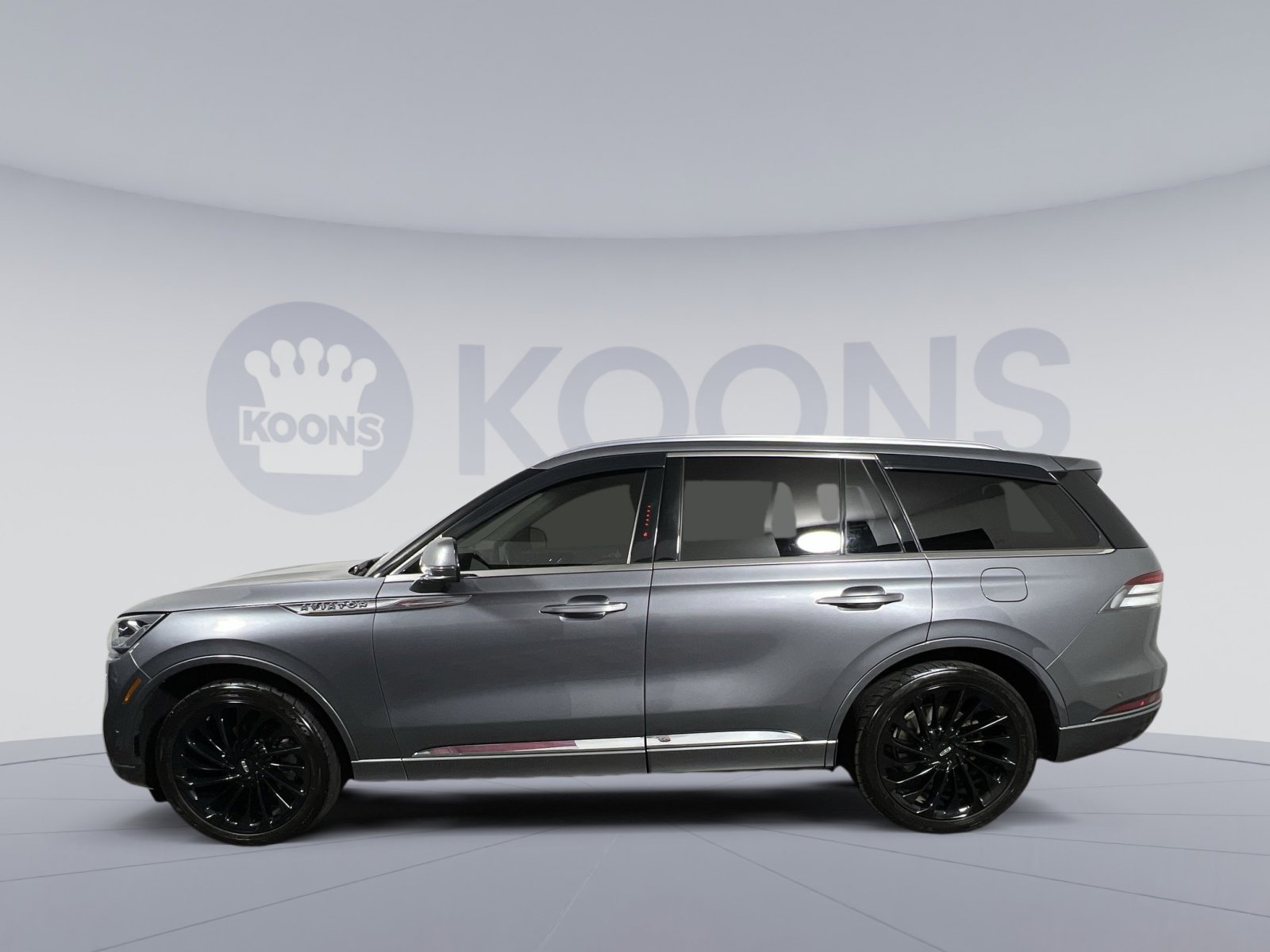 Used 2021 Lincoln Aviator Reserve w/ Equipment Group 208A image 2