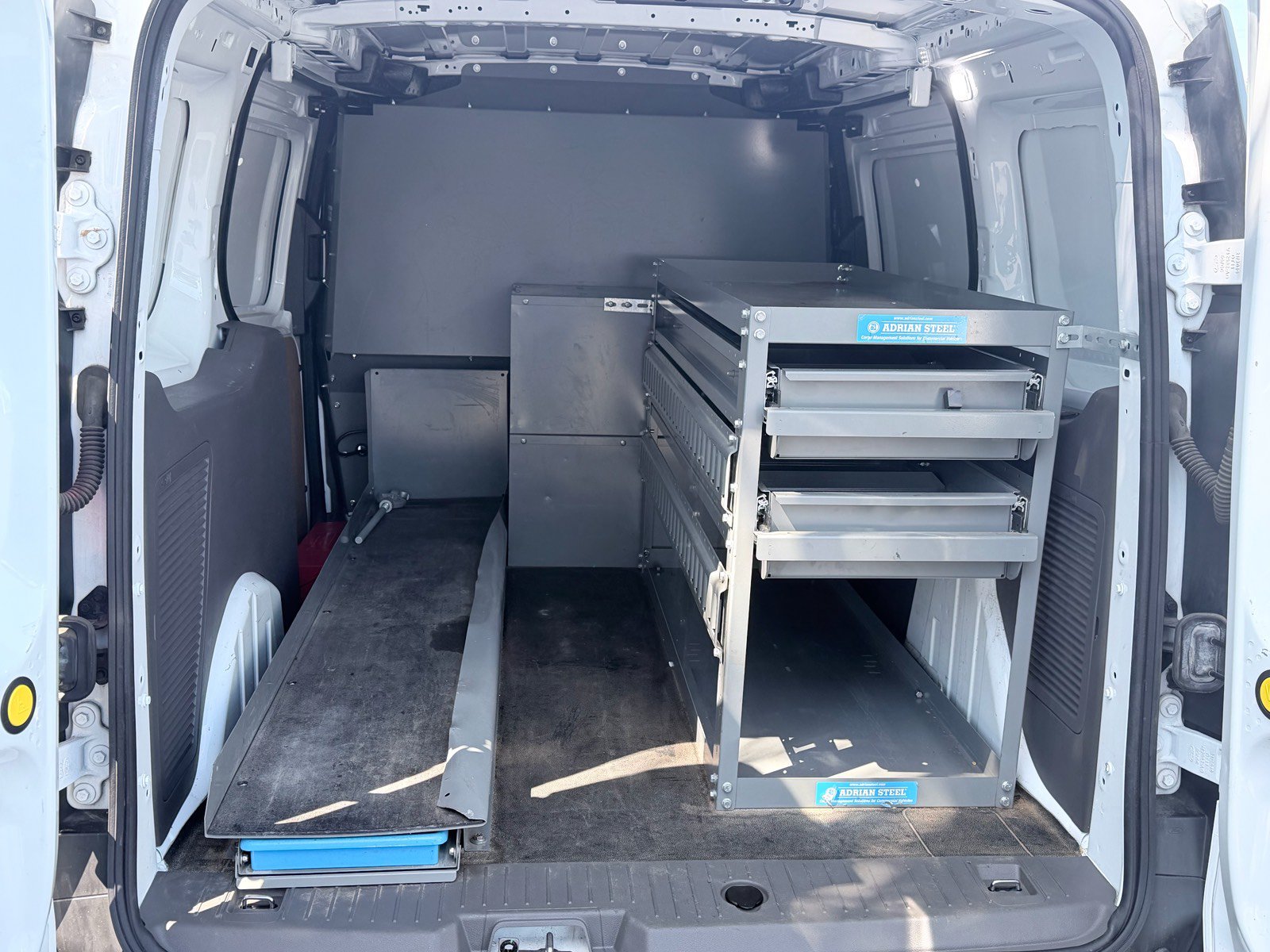 Used 2020 Ford Transit Connect XL FWD image 17