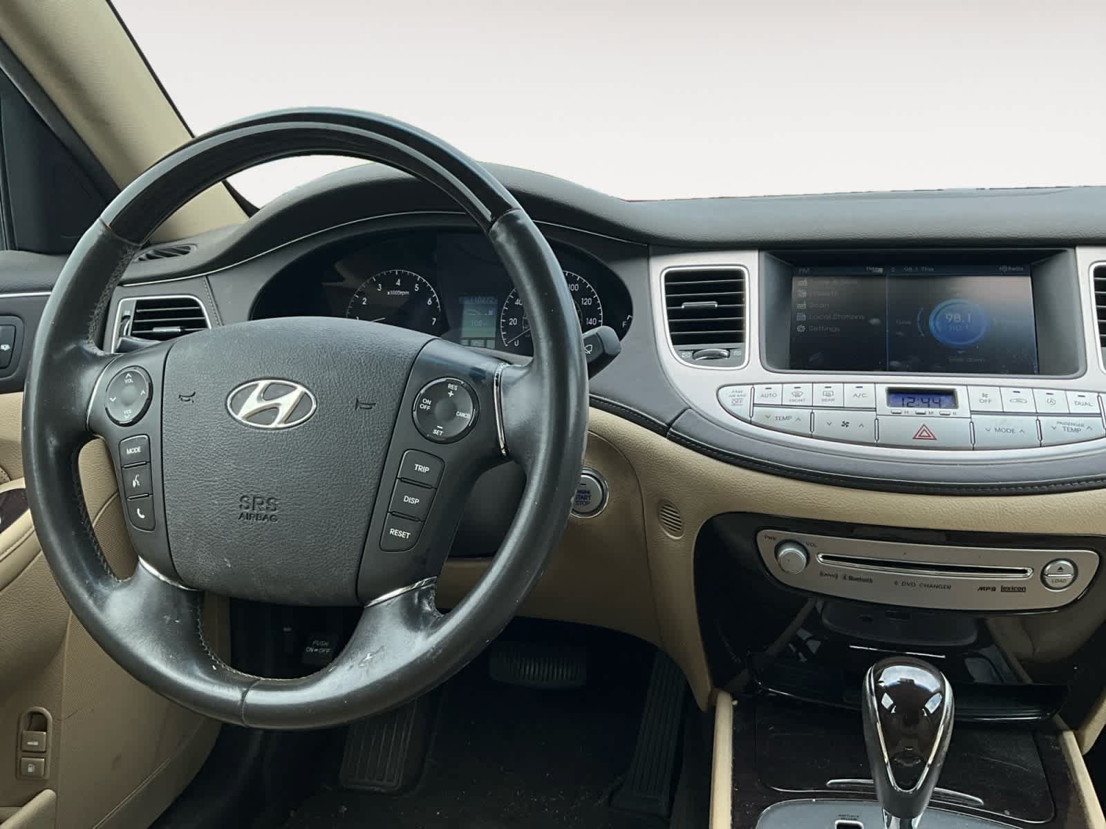 Used 2009 Hyundai Genesis 4.6 w/ Technology Pkg 5 RWD image 10