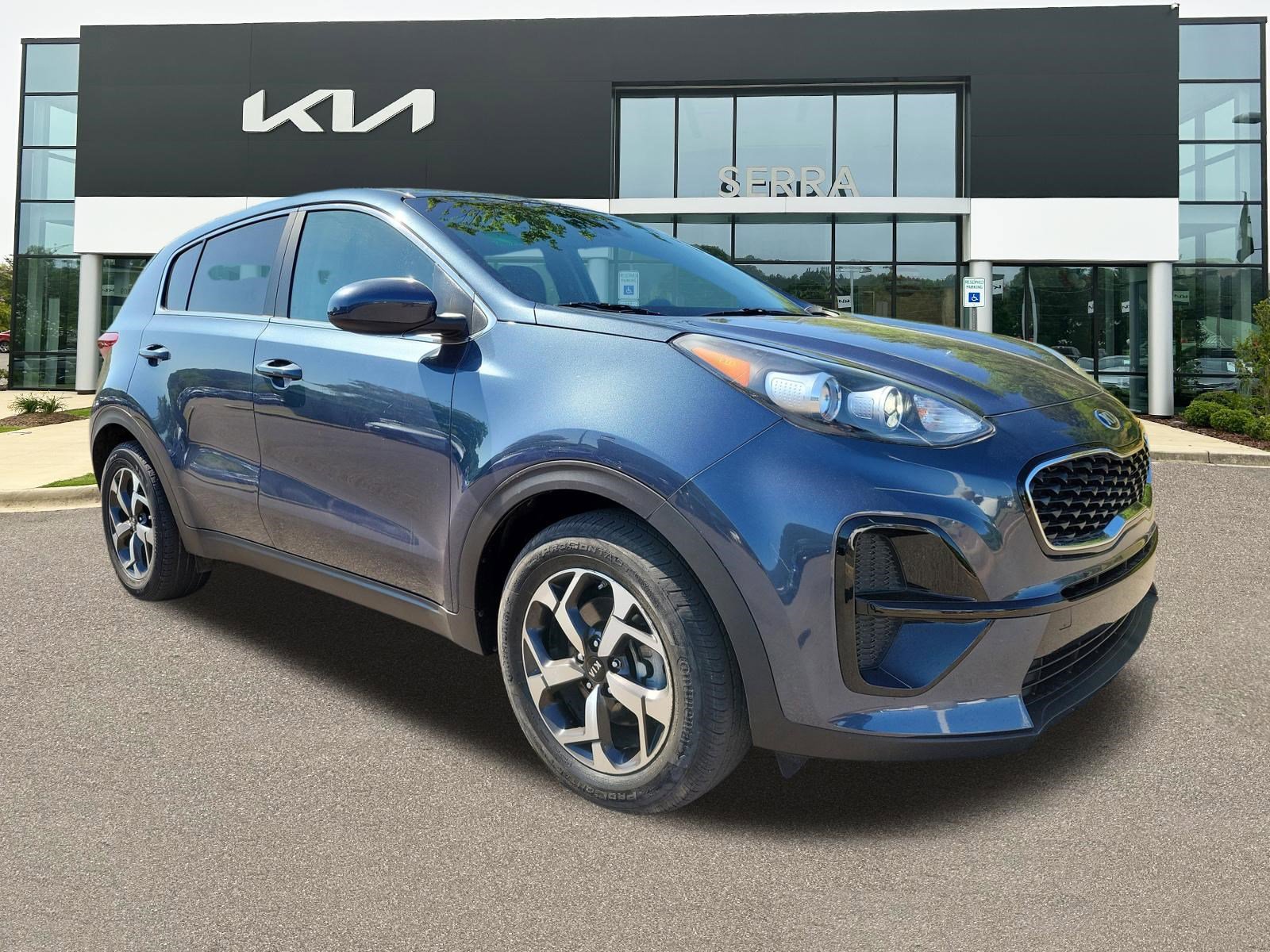 Used 2022 Kia Sportage LX FWD image 1