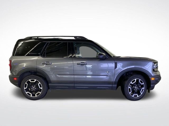 Used 2022 Ford Bronco Sport Outer Banks w/ Tech Package image 2