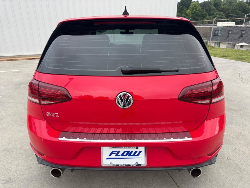 Used 2020 Volkswagen GTI SE FWD image 15