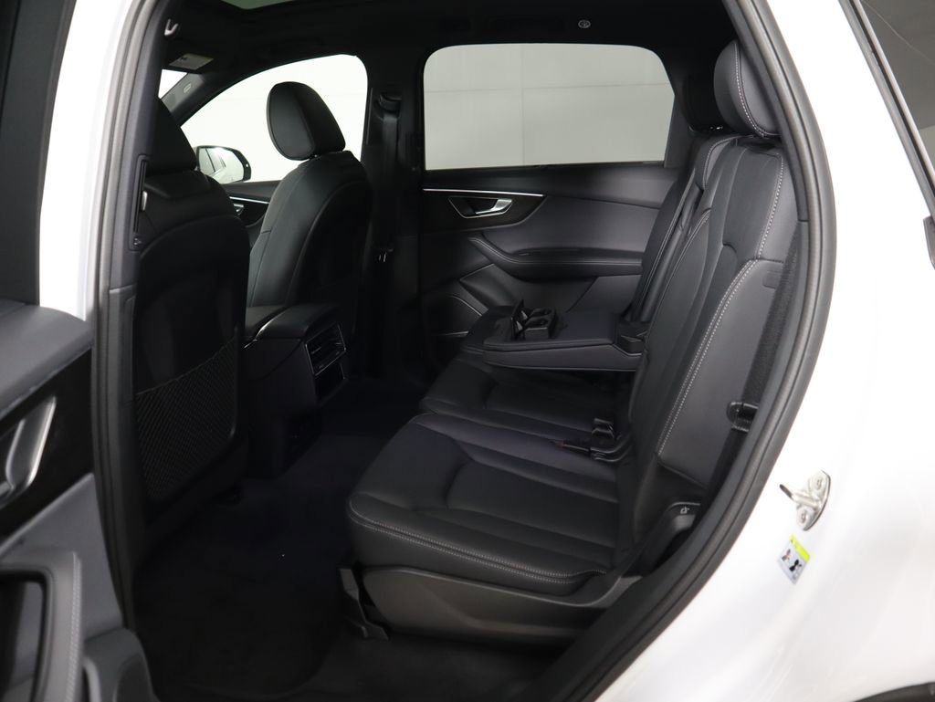 Used 2026 Audi Q7 3.0T Premium Plus w/ Premium Plus Package AWD/4WD image 24